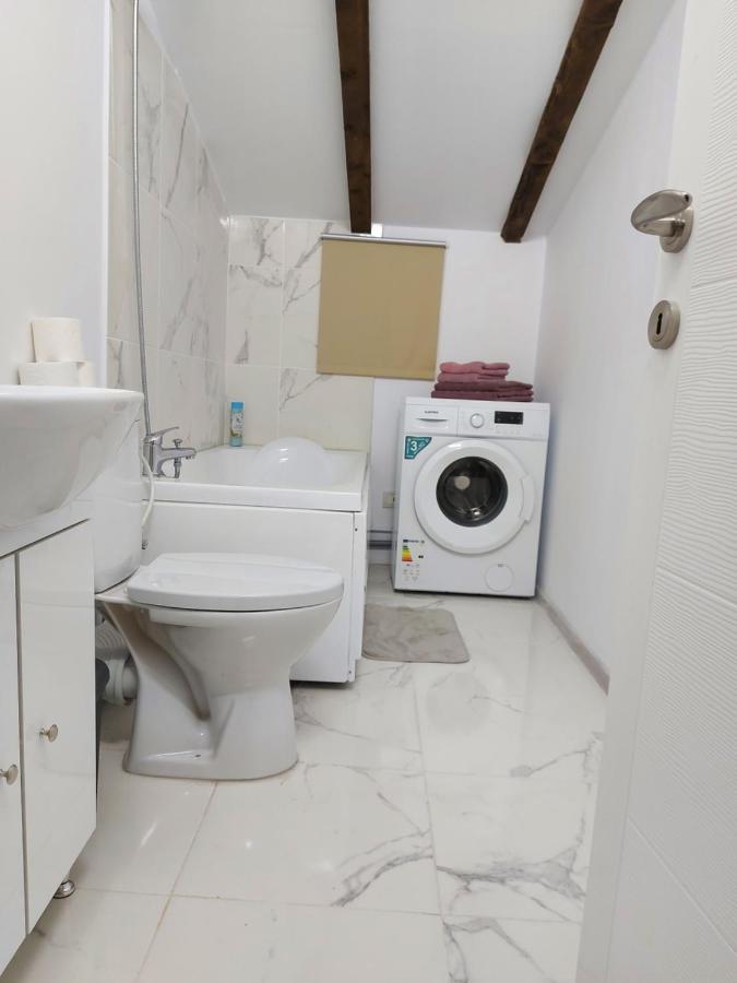 Jolie Art Appartement Brăila Buitenkant foto