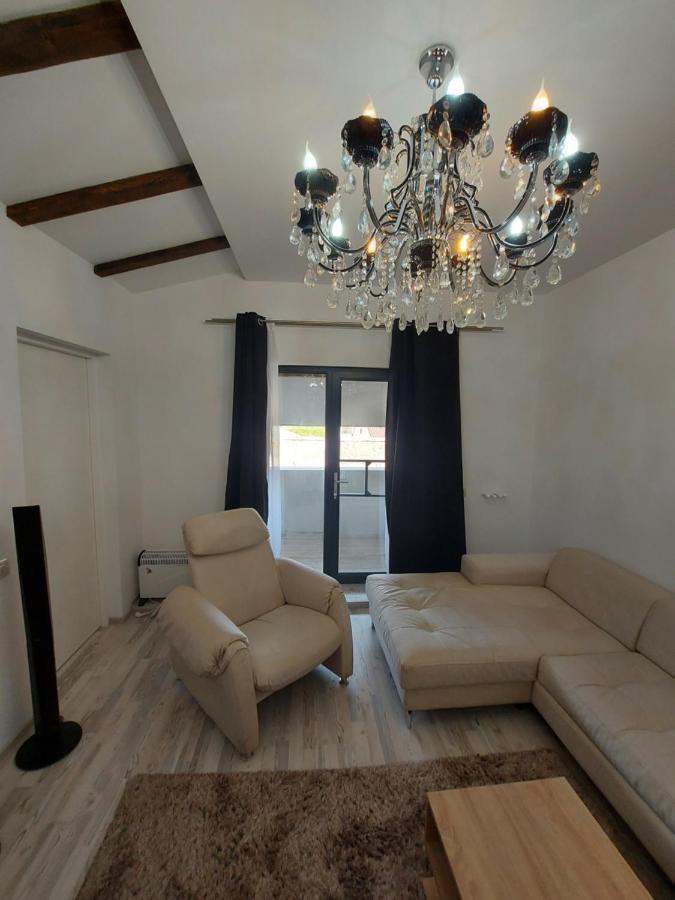Jolie Art Appartement Brăila Buitenkant foto
