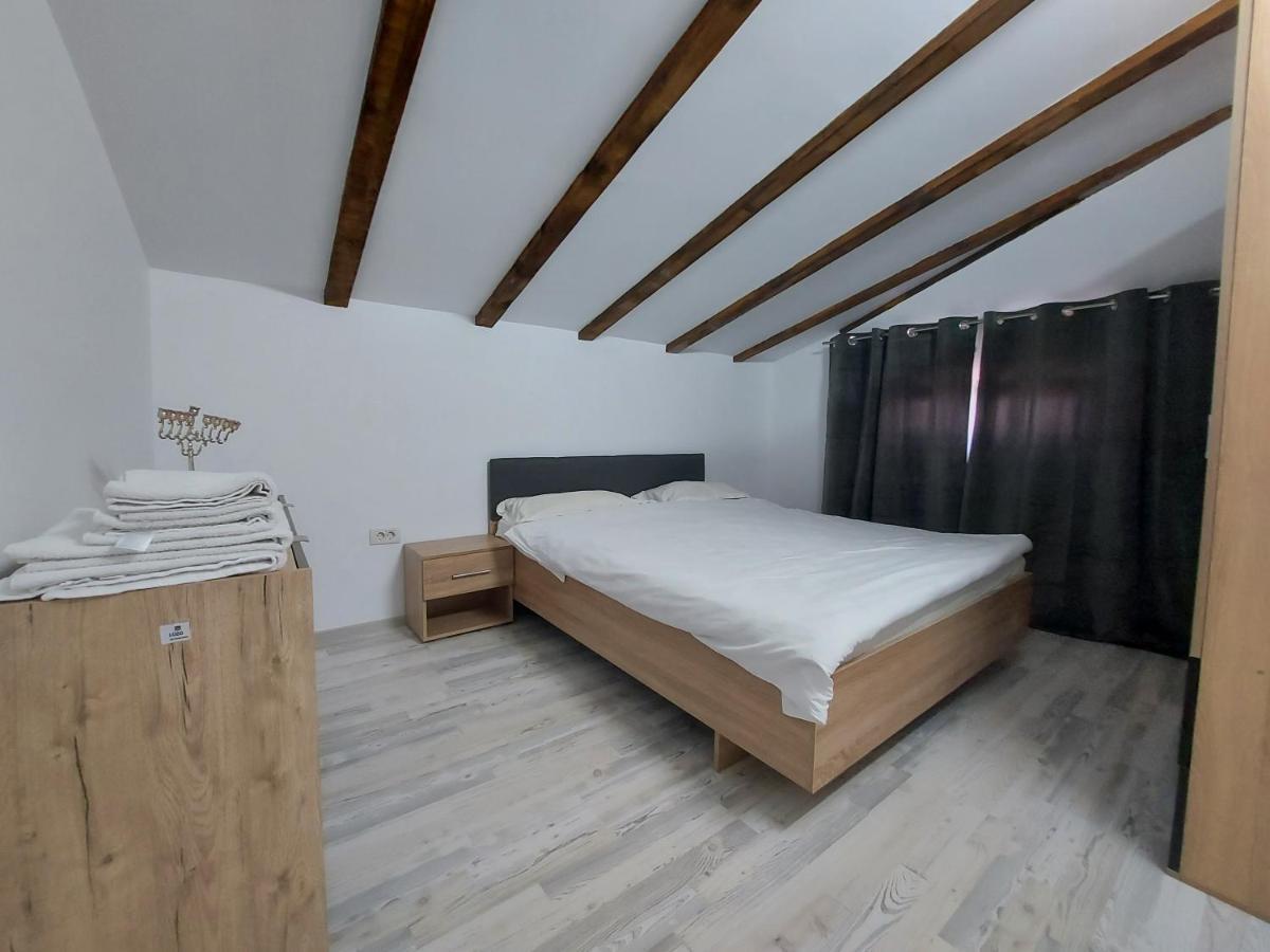 Jolie Art Appartement Brăila Buitenkant foto