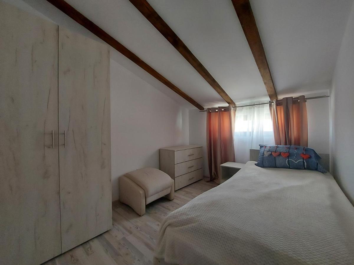 Jolie Art Appartement Brăila Buitenkant foto