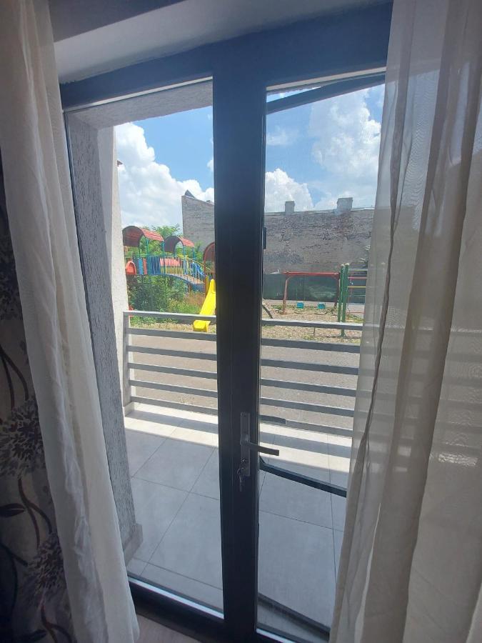 Jolie Art Appartement Brăila Buitenkant foto